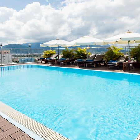 Galliot Hotel Нячанг Екстер'єр фото