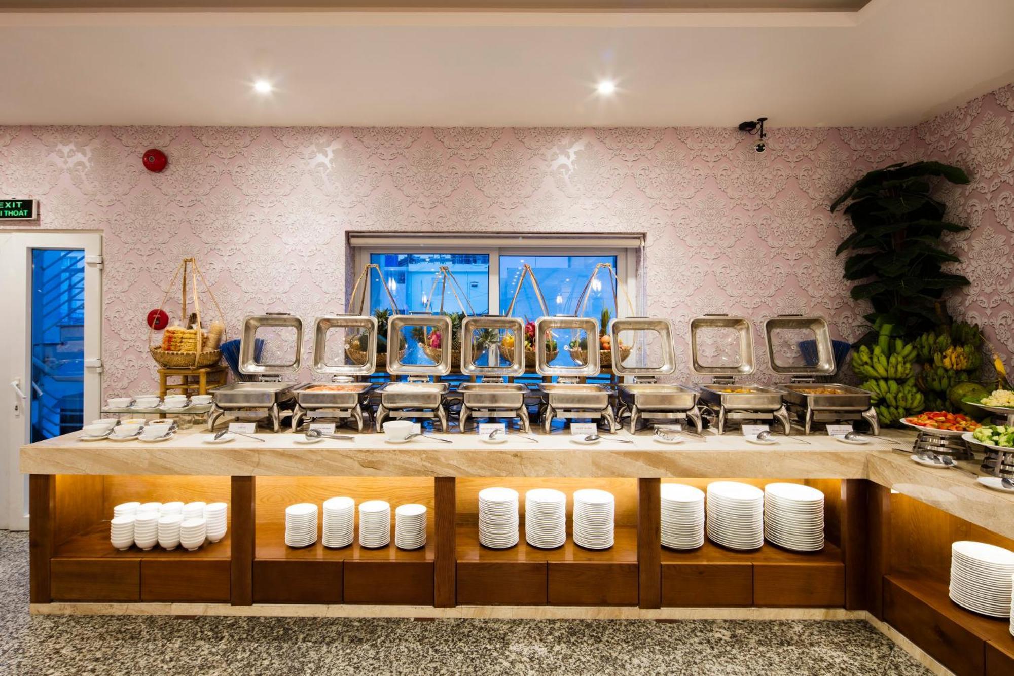 Galliot Hotel Нячанг Екстер'єр фото