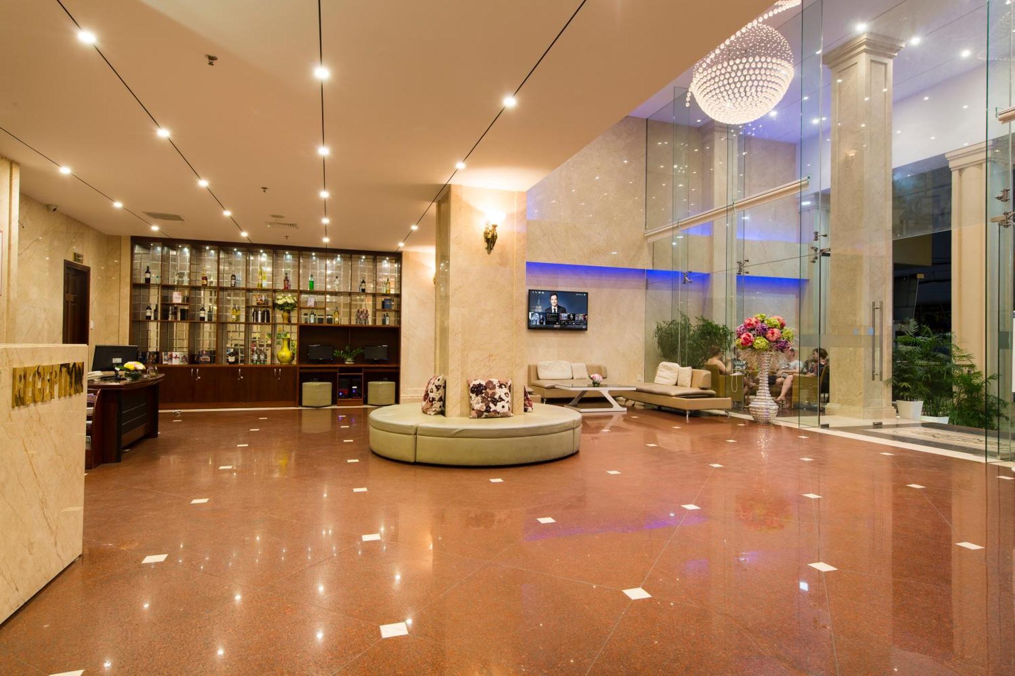 Galliot Hotel Нячанг Екстер'єр фото