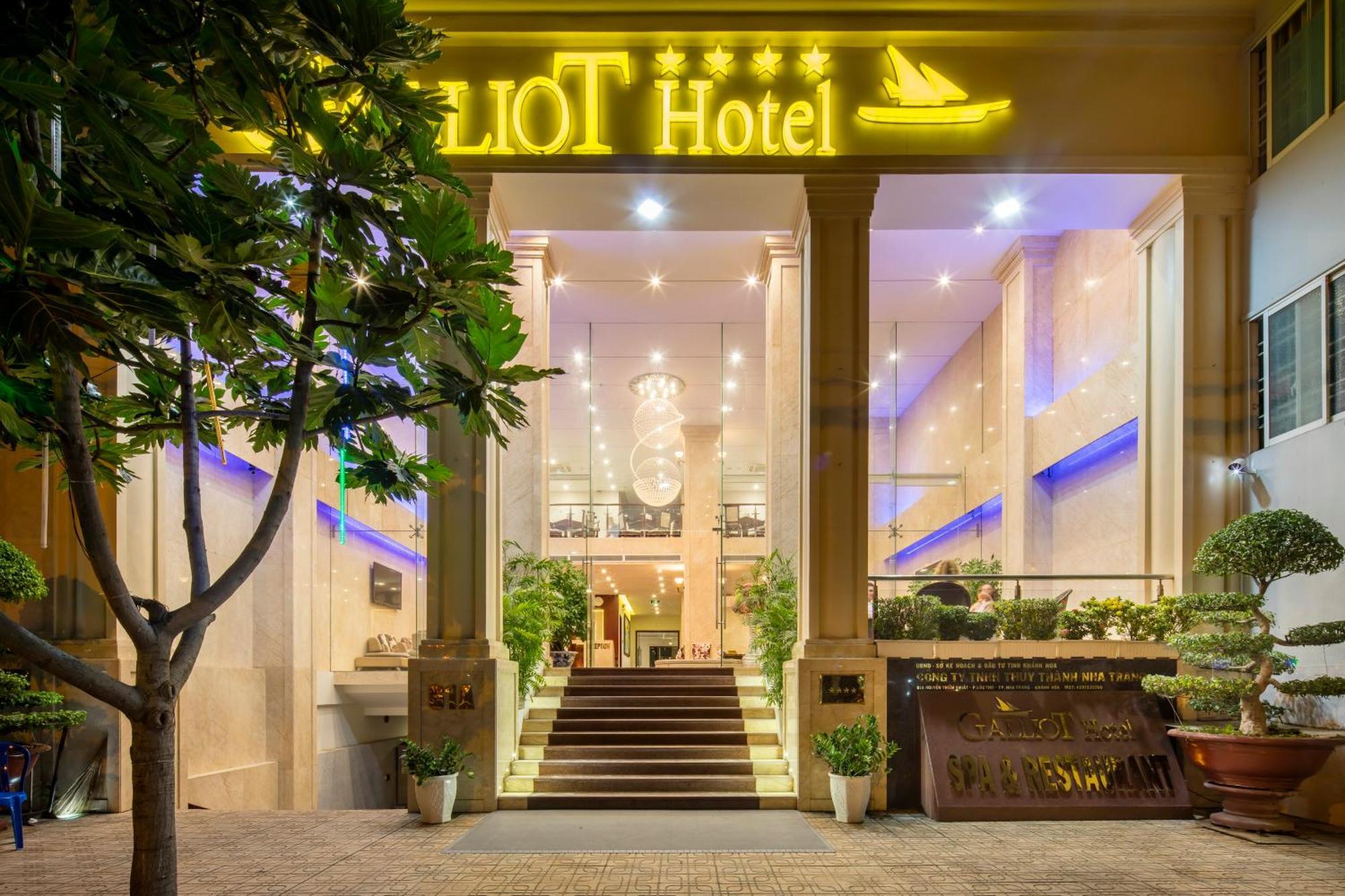 Galliot Hotel Нячанг Екстер'єр фото