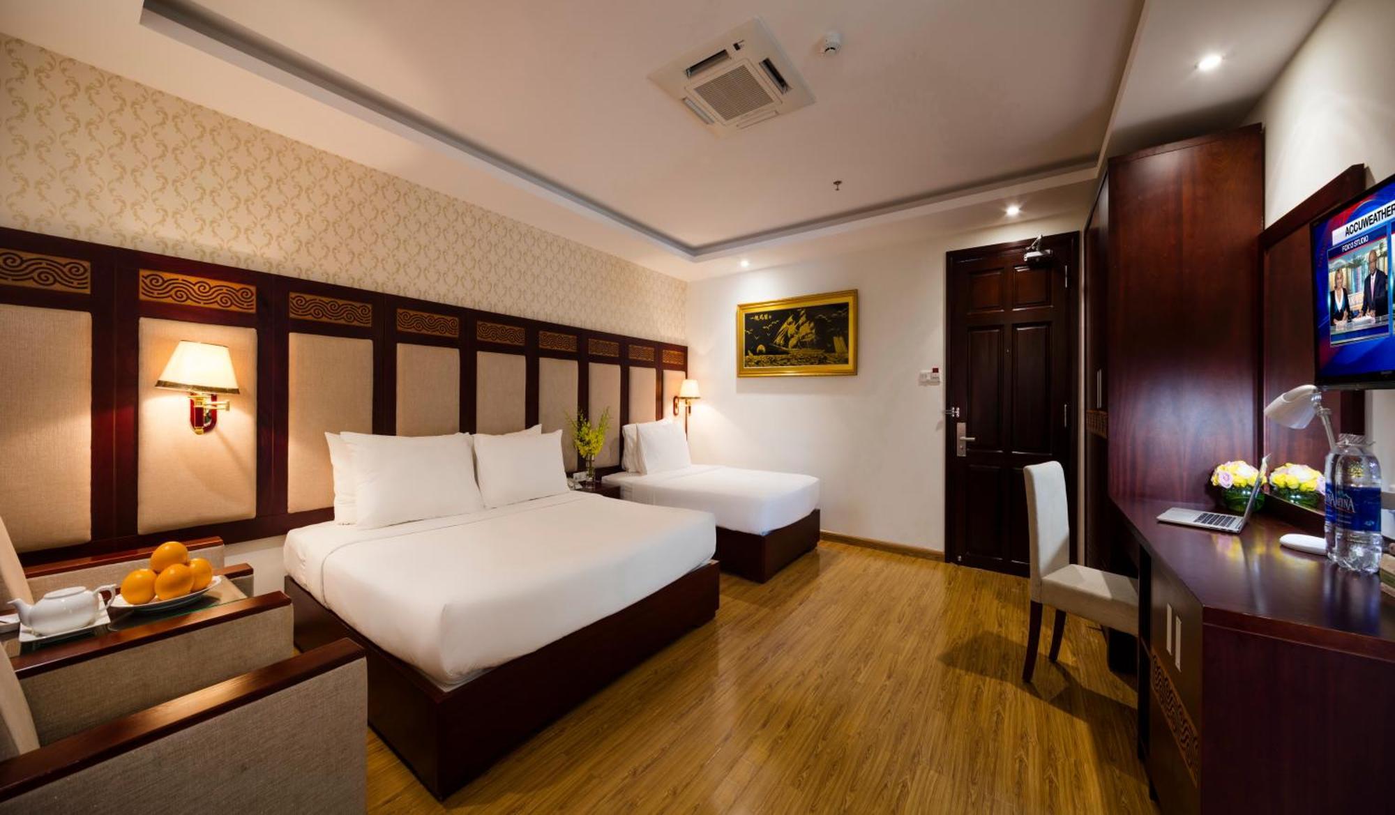Galliot Hotel Нячанг Екстер'єр фото