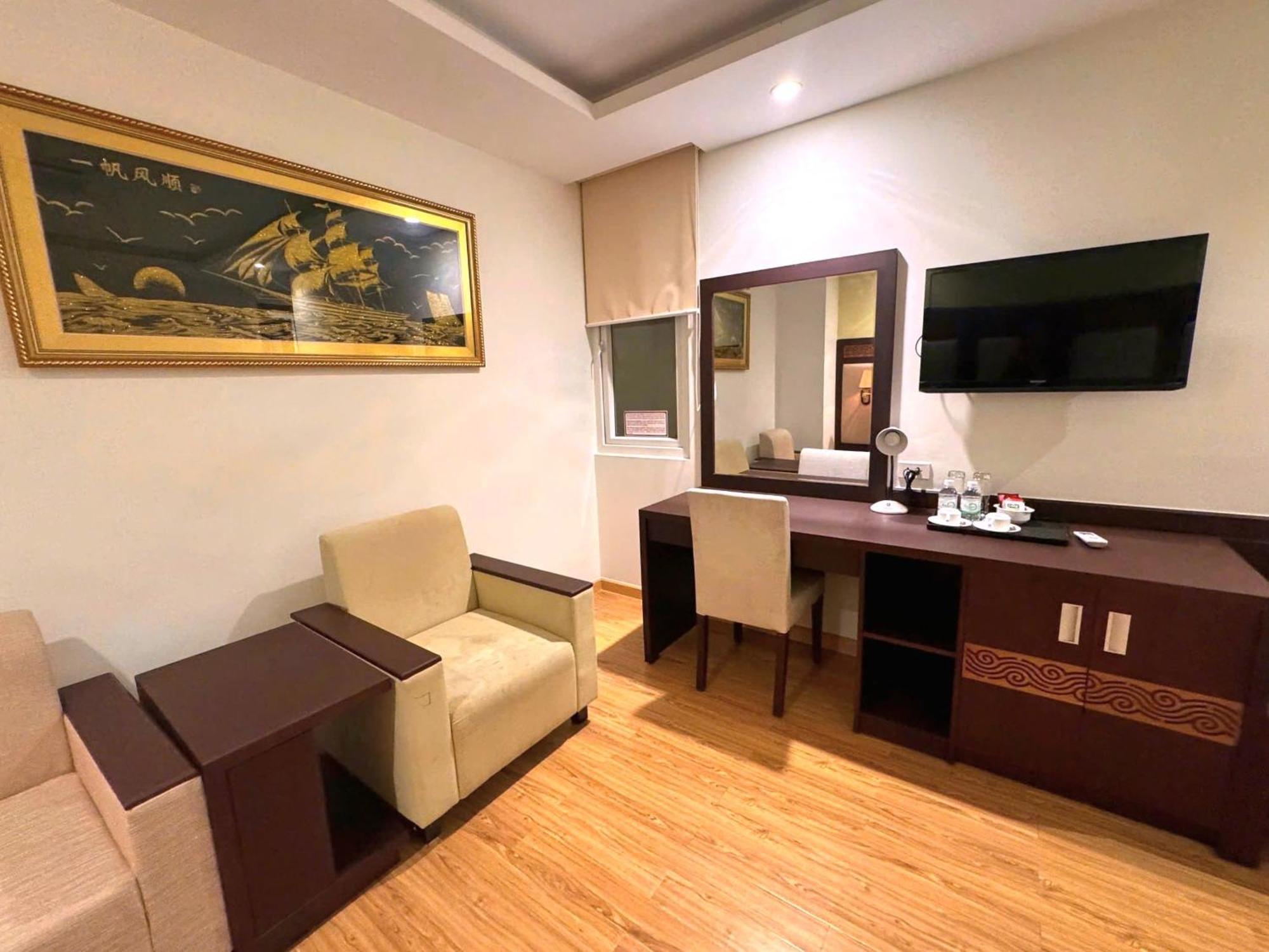 Galliot Hotel Нячанг Екстер'єр фото