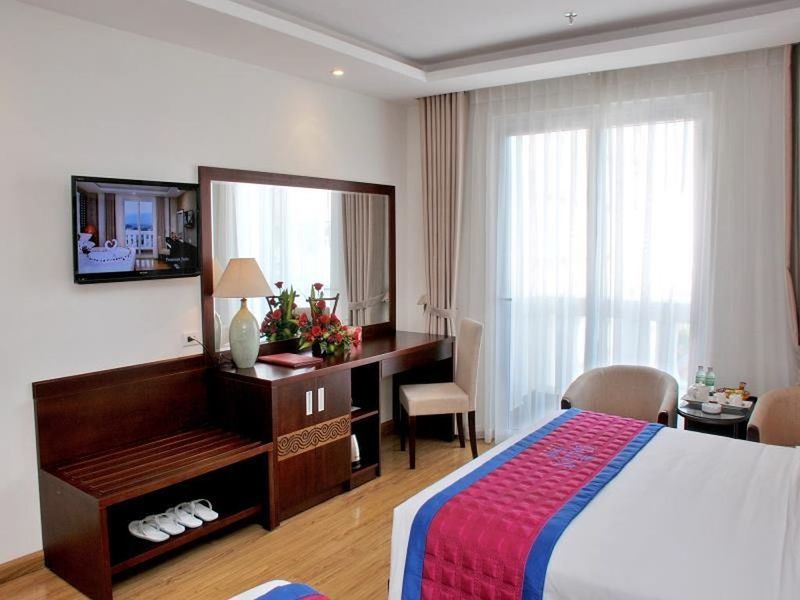 Galliot Hotel Нячанг Екстер'єр фото