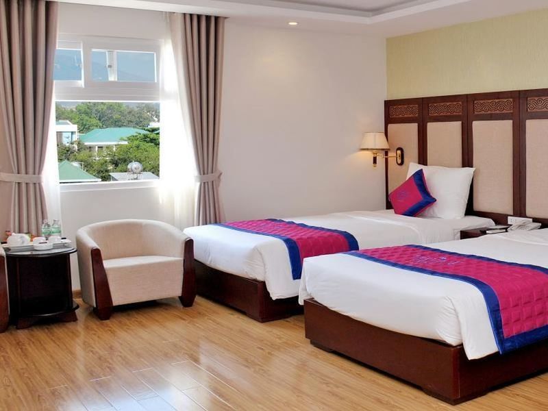 Galliot Hotel Нячанг Екстер'єр фото